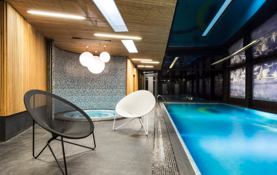 fotoliu lounge piscina